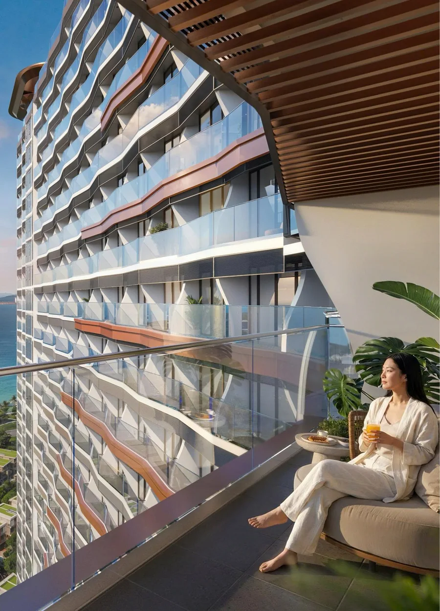 Facade uốn lượn và ban công căn hộ hướng vịnh biển ban ngày